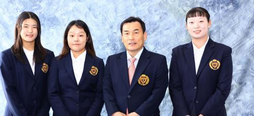 Min Byeol Kim, Jiyoo Lim, Mun Jeong Seong, Shinsil Bang